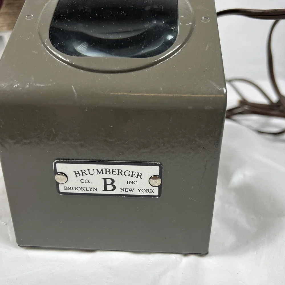 Vintage Brumberger No.1225 Slide Viewer For 35mm To 2-3/4